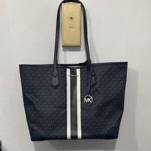 Michael Kors Dark Blue and White Tote